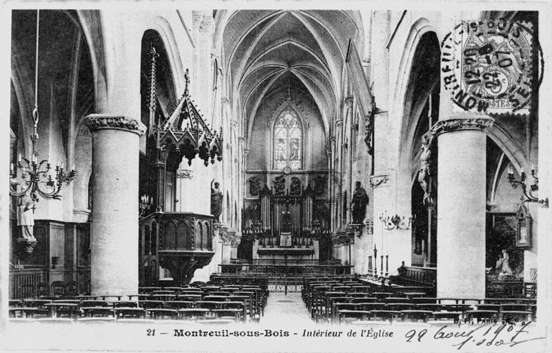 Vue générale de l'intérieur de l'église.