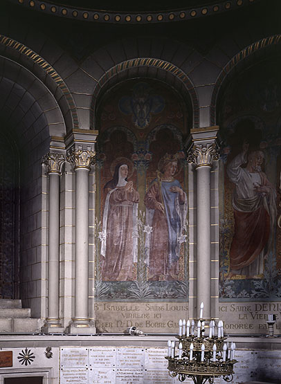 Vue de l'une des six toiles marouflées décorant le mur du choeur : La bienheureuse Isabelle et Saint Louis.