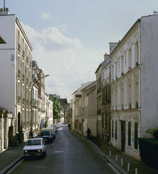 Vue en direction de l'église