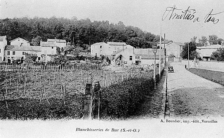 Vue des anciennes blanchisseries, actuellement rue des Frères-Robin.