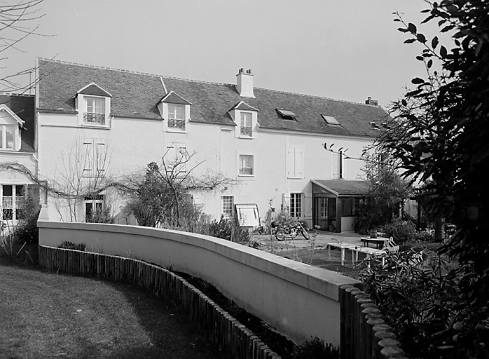 Vue du seul vestige de la ferme.