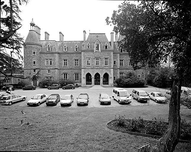 La façade antérieure.