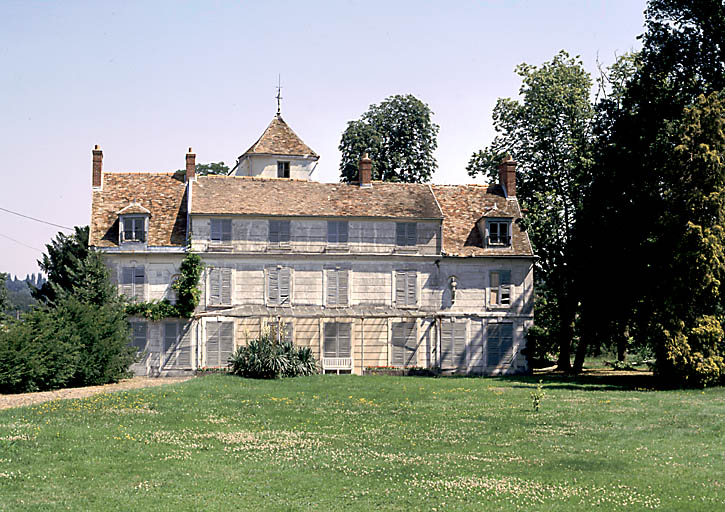 La façade antérieure.