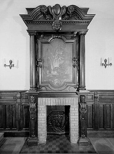 Cheminée style Henri II
