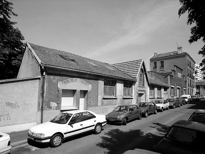 Vue générale extérieure du sud-est.