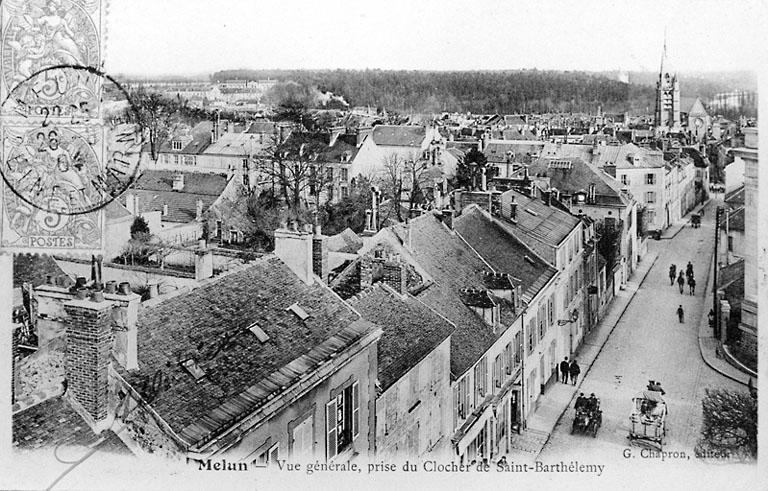 Vue générale de Melun, prise depuis le clocher Saint-Barthélemy, vers 1904.