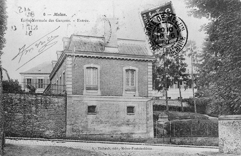 Elévation sur la rue Saint-Liesne, vers 1908.