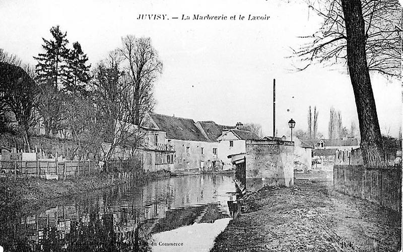 Les bords de l'Orge, la marbrerie et le lavoir.