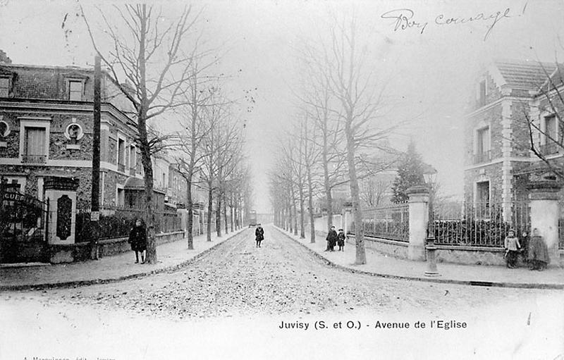 Perspective de l'avenue de l'église.