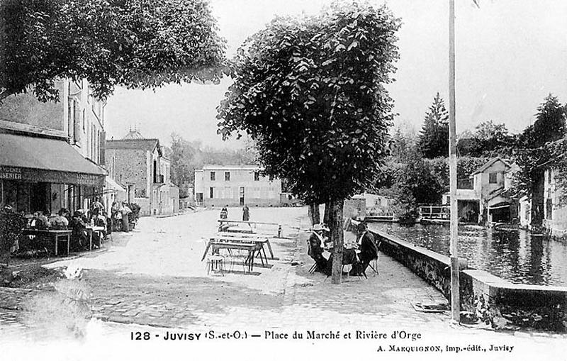 La place du marché et l'Orge.