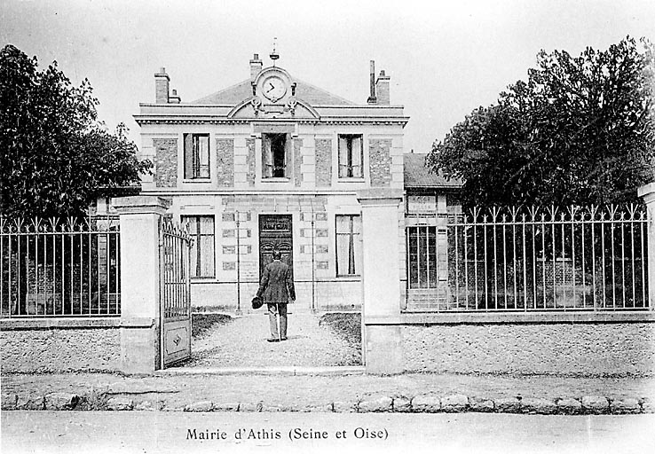 Mairie-école, dite école du Centre ou école Pasteur, actuellement maison de Banlieue et de l'Architecture