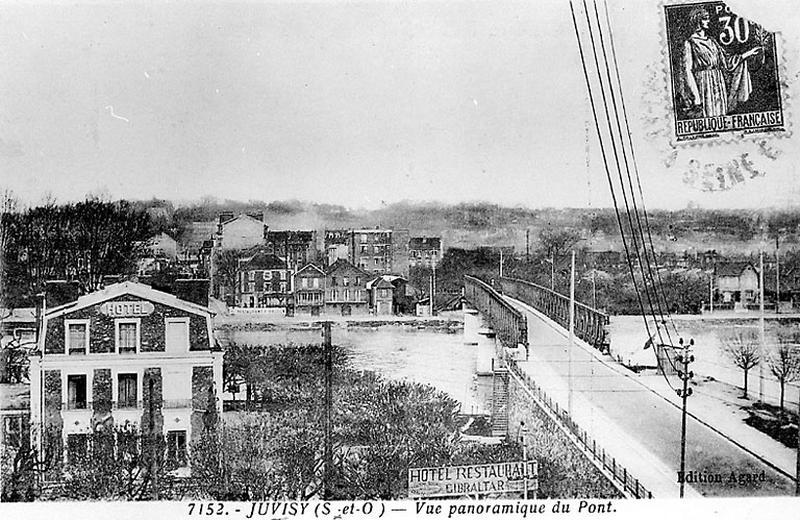 Vue du pont depuis la rive de Juvisy vers la rive opposée.