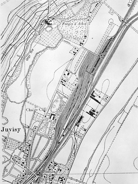 La gare et l'interconnexion des réseaux : plan de la ville de Juvisy extr.de la Carte du Service géographique des armées, 1887