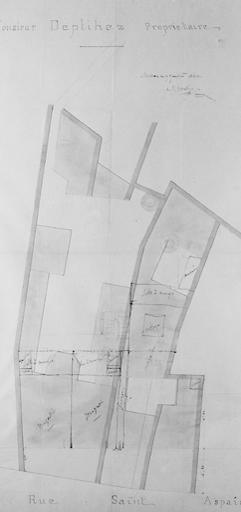 Plan parcellaire des propriétés de Monsieur Deplihez rue Saint-Aspais, avec indication des modifications prévues : disparition du bâti ancien, réunion des deux maisons en une seule, mise à l'alignement des façades...