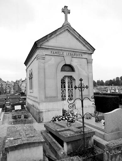 Chapelle funéraire de la famille Lebarbier