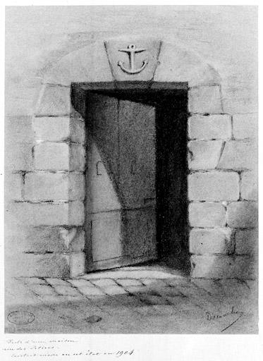 Porte d'une maison située rue des Potiers, ornée d'une ancre de marine.