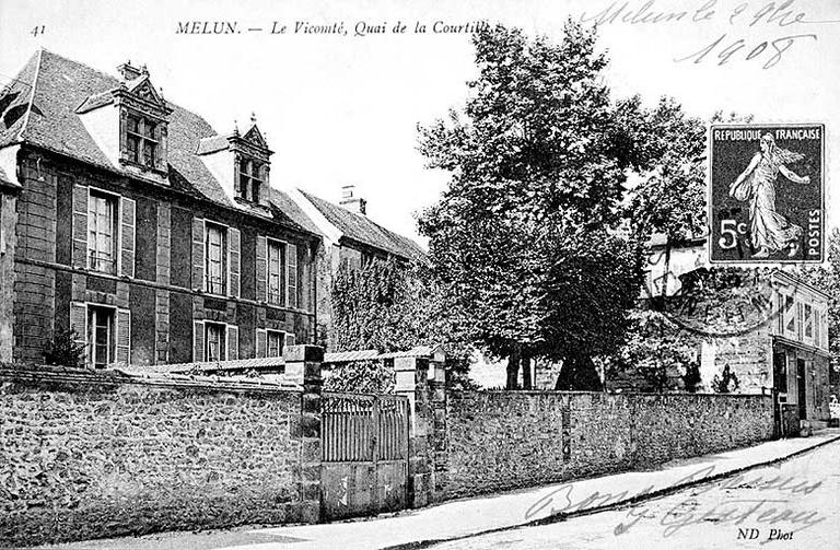 Melun. La Vicomté, Quai de la Courtille, vers 1908.