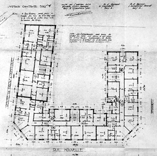 Plan des étages du groupe D. 1933. Architecte : Rebuchon.
