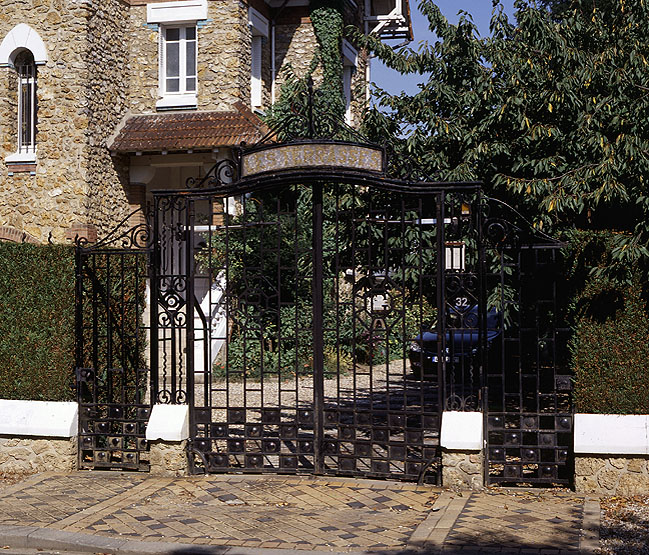 Vue d'ensemble du portail d'entrée.