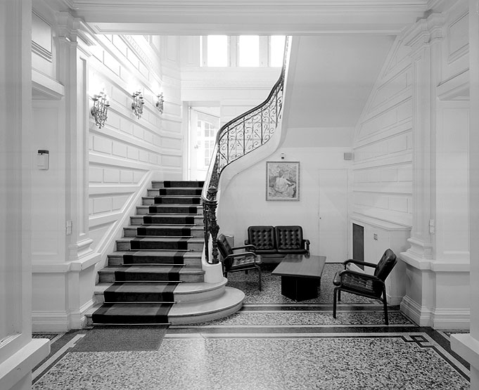 Vestibule et escalier d'honneur.