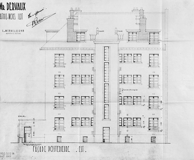 Façade postérieure de l'immeuble Dervaux (mitoyen de l'immeuble Clayeux), îlot 18/20bis, 2-4bis, place Jean-Jaurès ; Mendelssohn, architecte d'étude ; juillet 1949.