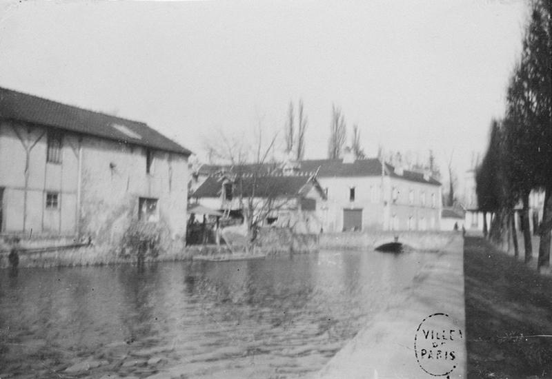 Vue de l'Orge et du moulin.