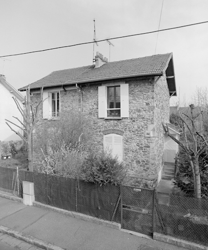 Vue d'ensemble de la maison jumelle, 16 et 18 rue d'Orléans.