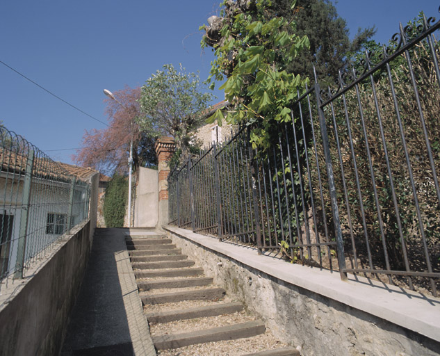 Escalier reliant l'avenue Constance au sentier rural n°3 dit des Sources.