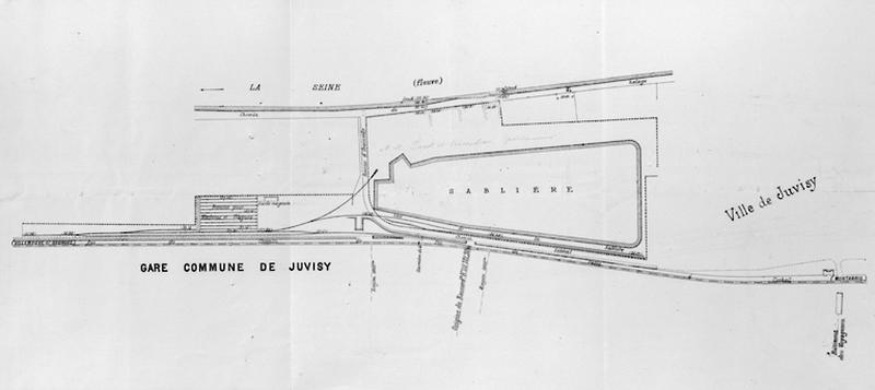 Gare de Juvisy-Dépôt : pLan de la remise à machines et à waggons de la ligne Paris-Corbeil située entre les voies et la Seine, daté du 16 mai 1892