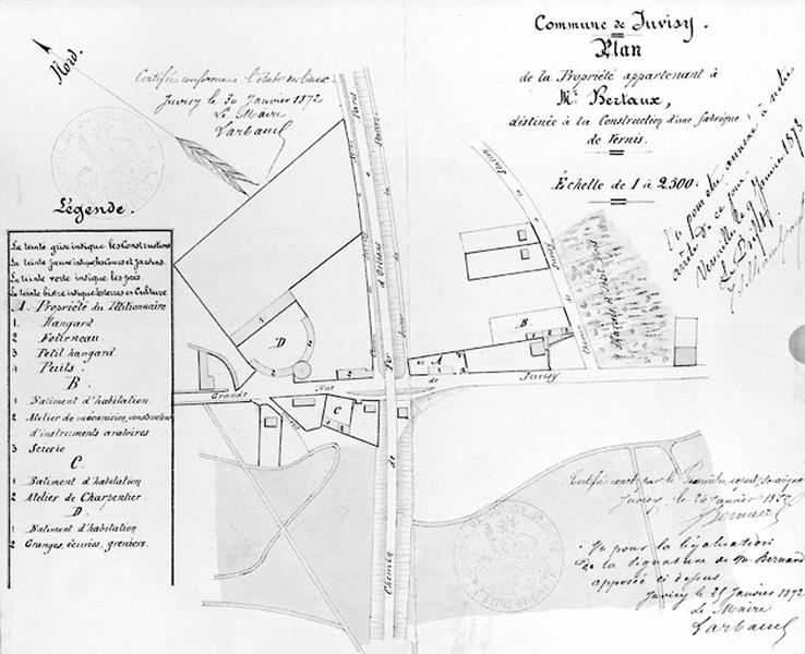 Plan de situation (à l'intersection de la Grande rue ou rue Pasteur et de la rue Hoche) et de l'environnement de la fabrique projetée, autorisée par le Conseil départemental d'hygiène le 24 septembre 1872, plan sur calque du 21 janvier 1872.