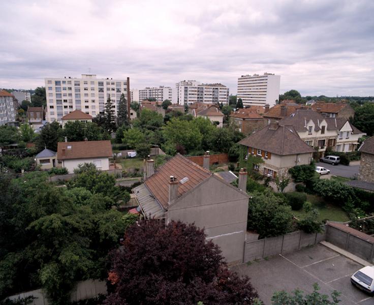 Maisons et jardins de l'ilôt situé entre la rue de Montessuy et la rue Argeliès