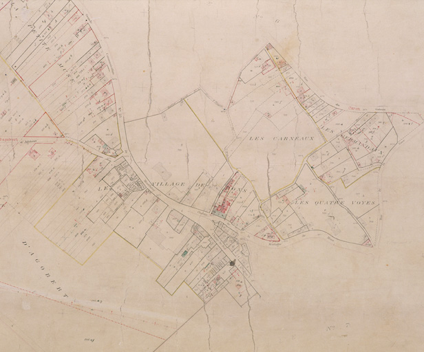 Cadastre de 1908 révisé en 1933 : feuille n° 5. Le village de Mons.