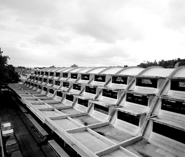 Vue perspective de l'extrados de la voûte de la halle du marché.