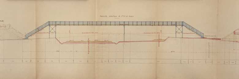 Passage métallique pour piétons enjambant les voies et conduisant à l'avenue de Seine, projeté au moment du doublement des voies du P.O. : élévation ; 11 août 1903.