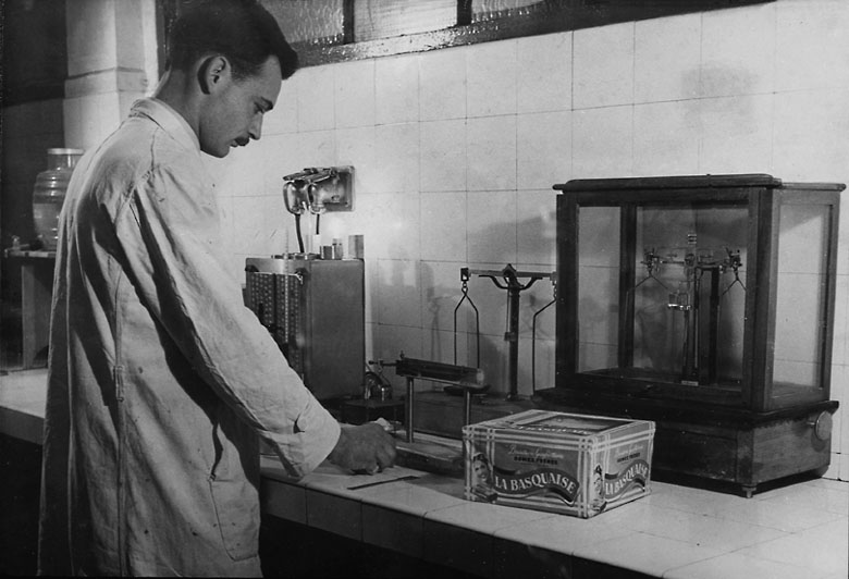 Le laboratoire de vérification, vers 1960