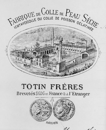 Vue générale de l'usine de colle de peau sèche et ichthyocolle Tottin frères, 50 rue de la République, vers 1880.