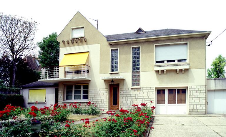 Villa (3e quart 20e siècle), 9 avenue de Meaux. Vue de la façade.
