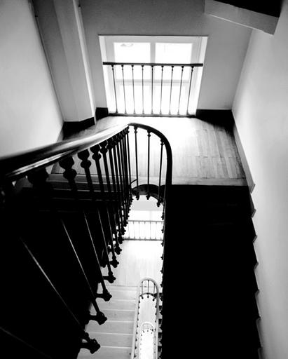 Escalier du grand quartier.