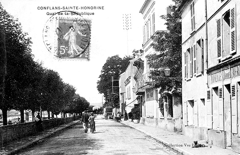 Vue d'ensemble du quai de la République.