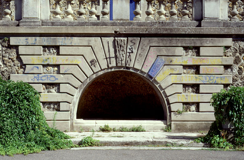 Le nymphée sous la deuxième terrasse.