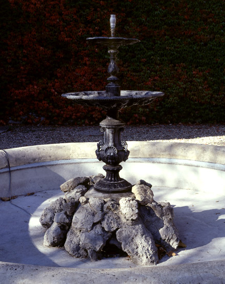 Vue d'ensemble de la fontaine.