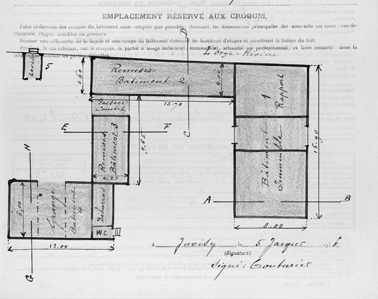 Immeuble de rapport situé 42-48 Grande-Rue : plans de répartition de l'immeuble, de la remise et du lavoir sur la parcelle dessinés par M. Couturier, datés de 1946, joints à la demande d'indemnisation et au dossier de reconstruction pour dommages de guerre.