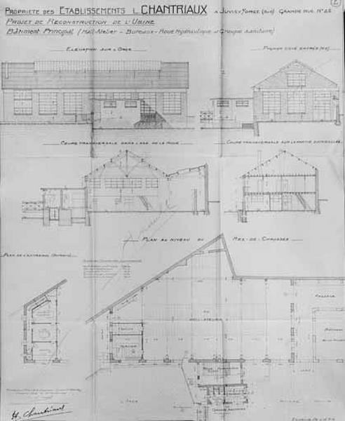 Plan d'ensemble, coupes transversales et élévations signés de l'architecte Ch. Coupa, du bâtiment de l'atelier de sciage des marbres joint au dossier d'indemnisation pour dommages de guerre et au projet de reconstruction prioritaire au titre des établissements industriels, commerciaux ou agricoles.