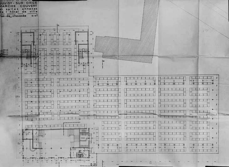 Plan du rez-de-chaussée de la halle et du bâtiment de la salle des fêtes signé Louis Aubert, Eugène Valdin et Paul Ohnenwald, architectes agréés par la commune.