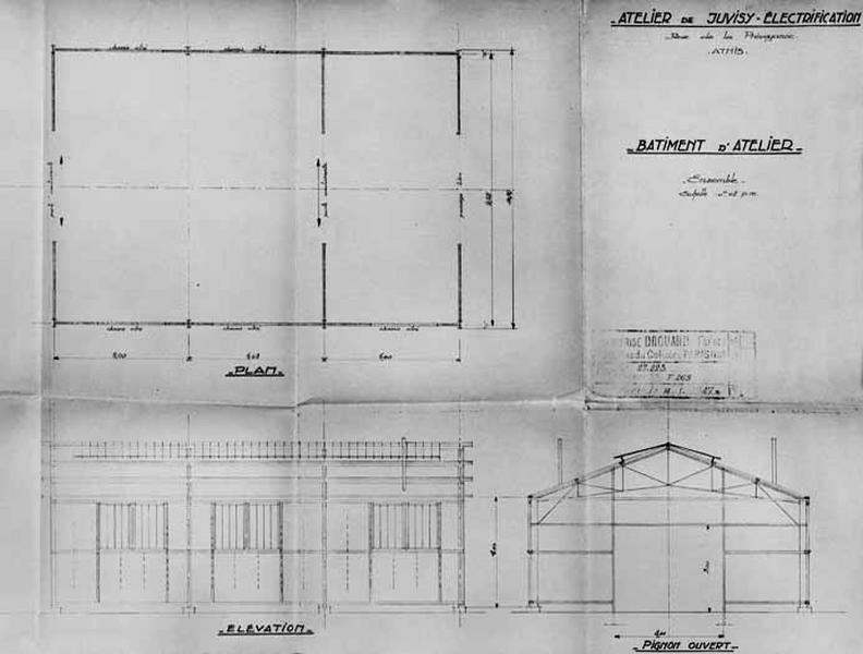 Plan, coupe transversale et élévation de l'atelier de Juvisy-Electrification de l'entreprise Drouard Frères dressés pour illustrer et justifier la demande d'indemnisation et le dossier de reconstruction pour dommages de guerre.