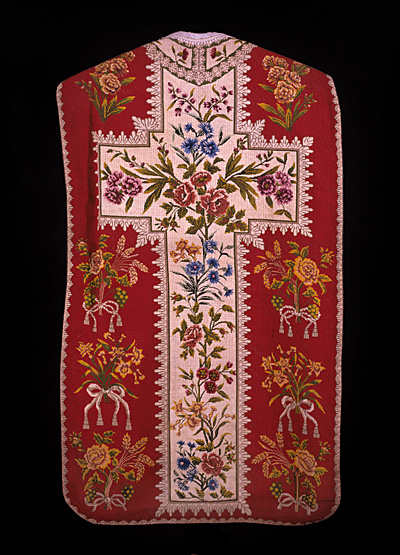 Chasuble : vue de dos.