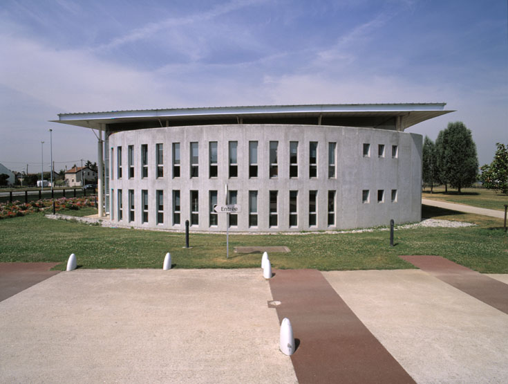 Façade est.