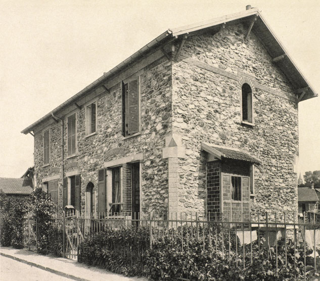 Vue d'ensemble du type de maison à 3 logements.