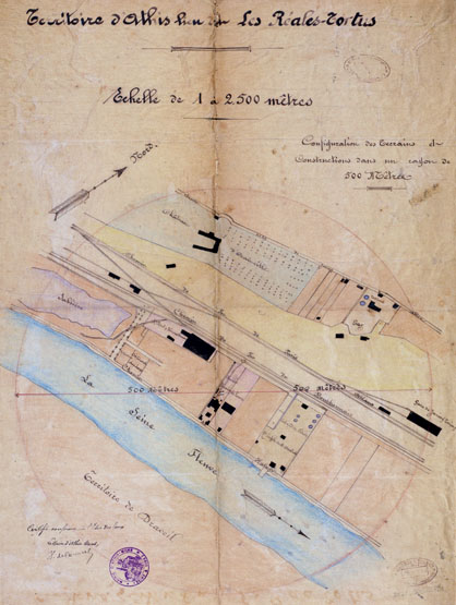 Plan des abords de l'usine dans un rayon de 500 mètres : à droite, l'usine La Levure et les Entrepôts de pétrole Deutsch, à gauche les établissements Papot et Vincendeau ; 1894.