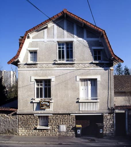 Maison, 28 rue de Trois-Moulins (2e quart 20e siècle, Labrousse arch.) : élévation sur rue.